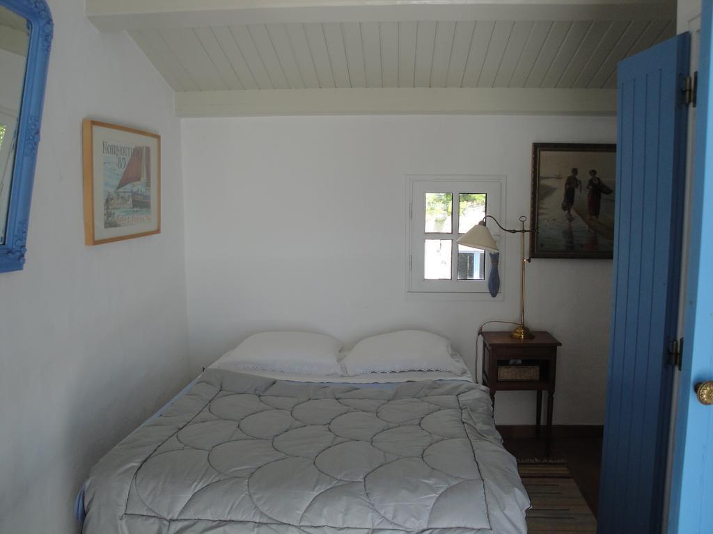 Le Buzet Bleu Bed & Breakfast Noirmoutier-en-l'Ile Kültér fotó